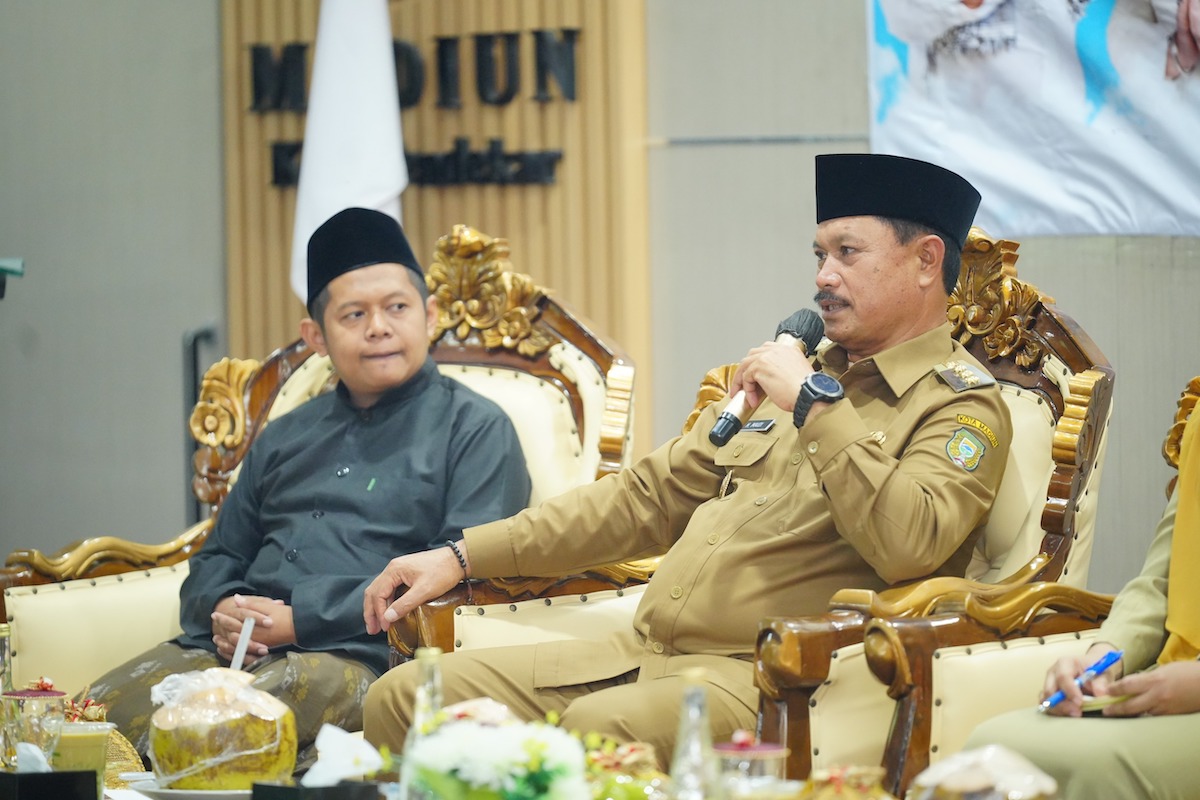 Foto 1 dari 8: Hadiri Pengajian Majelis Ta’lim Kecamatan Kartoharjo, Wali Kota Sampaikan Pesan Jaga Kota dengan Doa