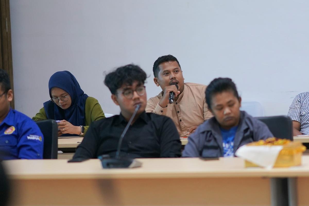Foto 5 dari 9: Sosialisasi Perlindungan Data Pribadi Bagi Karang Taruna, Wali Kota Pesan Jaga Keamanan Data Diri Agar Tak Disalahgunakan