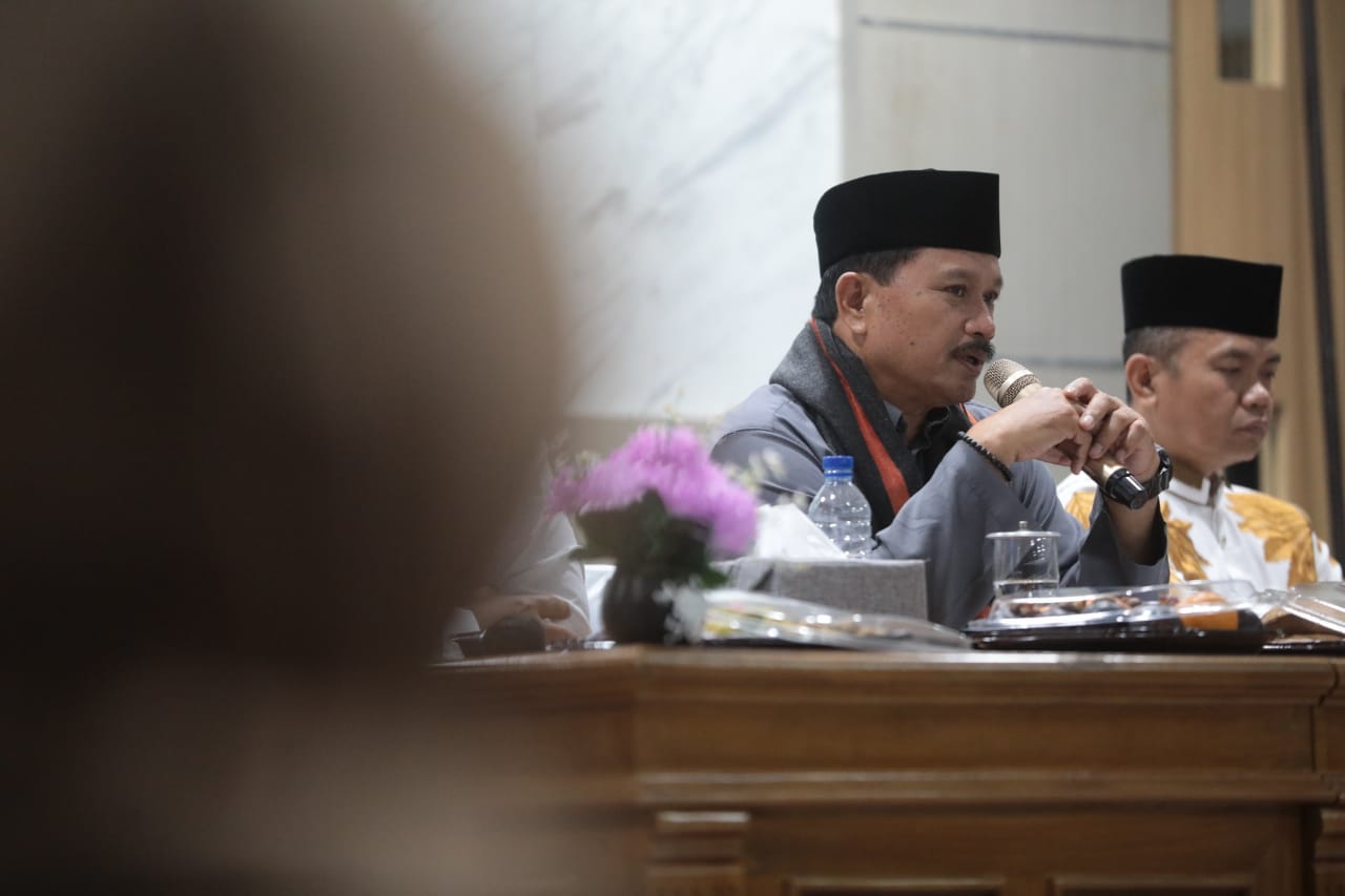 Foto 1 dari 12: Audiensi dengan Pedagang Pasar, Wali Kota Beri Banyak Diskon Kepada Pedagang