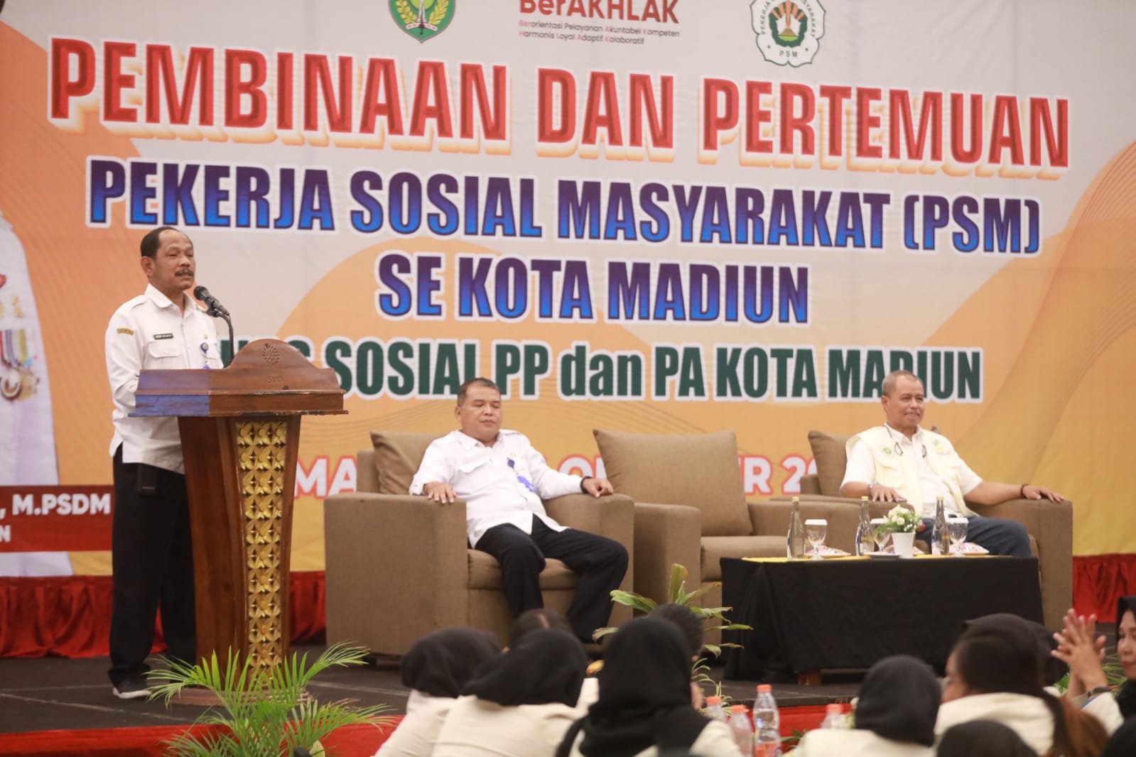 Foto utama berita: Upaya Peningkatan Keterampilan, Dinsos PPPA Gelar Pembinaan Bagi PSM
