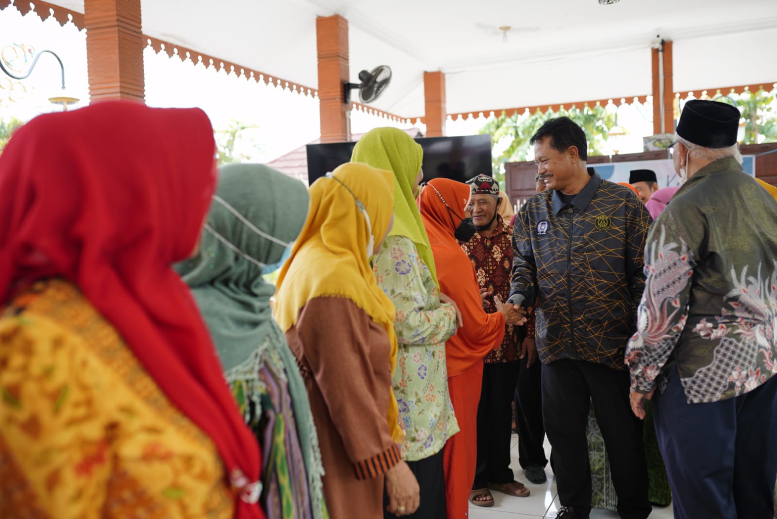 Foto 8 dari 10: Berkarya di Masa Muda, Diperhatikan Secara Layak di Usia Senja