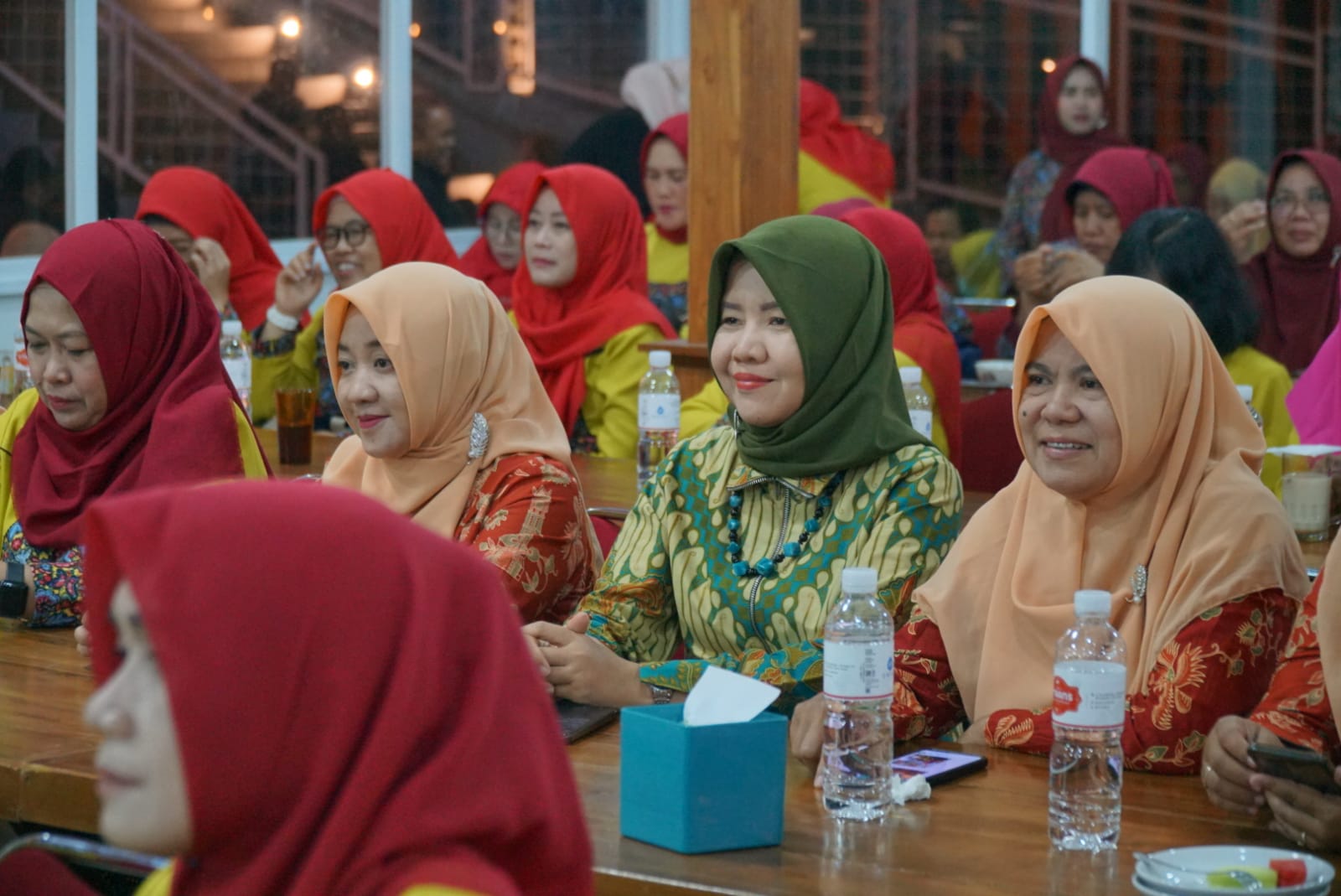 Foto 3 dari 10: Beri Pembinaan Pengurus TP PKK Kota Madiun, Wali Kota Harap Makin Sinergi dengan Pemerintah
