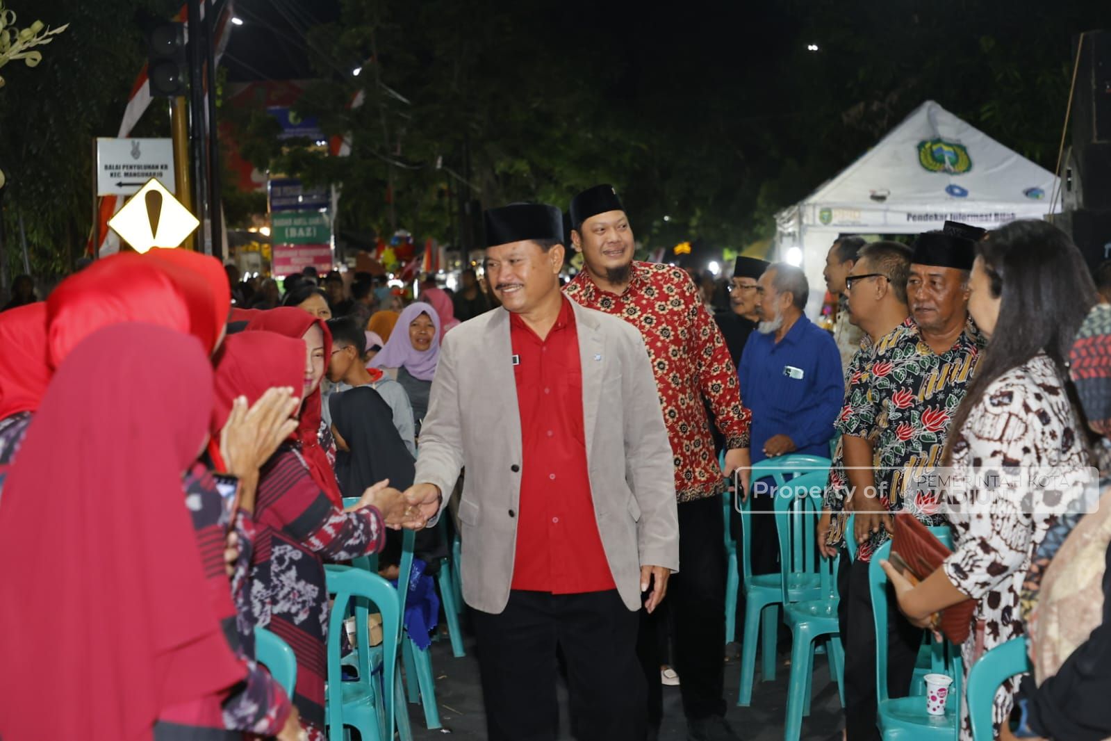 Foto 10 dari 10: Hadiri Pagelaran Wayang Kulit Di Winongo, Wali Kota Apresiasi Upaya Pelestarian Budaya