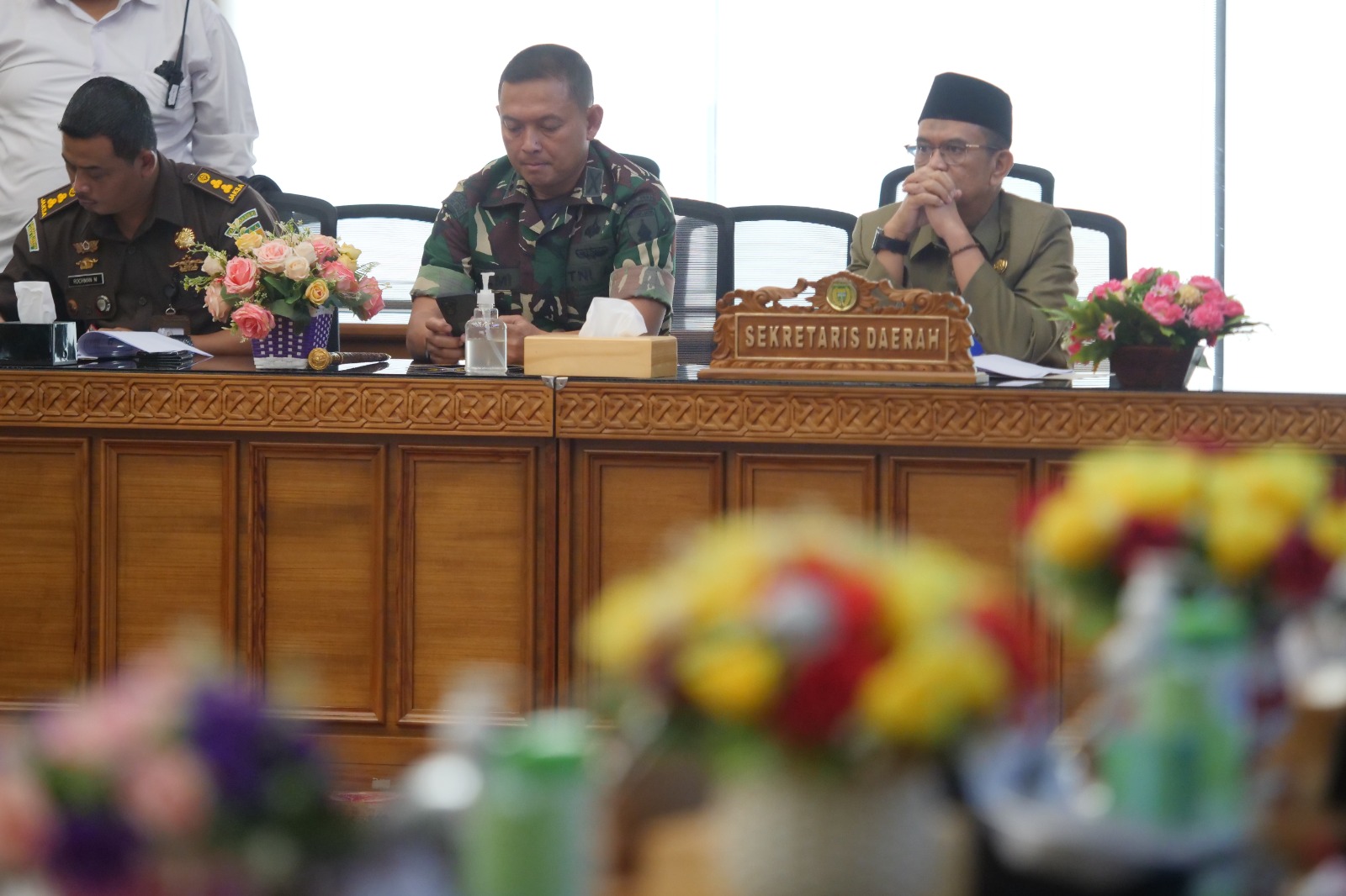 Foto 9 dari 10: Rapat Paripurna Pendapat Akhir Fraksi Terkait Rencana RTRW, Wali Kota: Catatan Akan Jadi Bahan Evaluasi