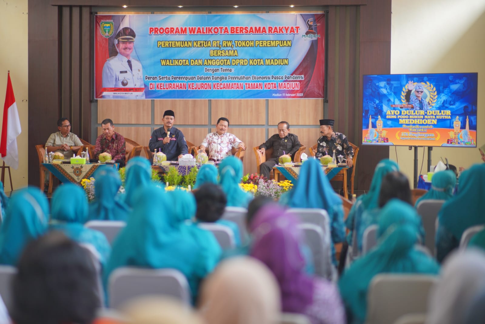 Foto utama berita: Gelar Pertemuan Dengan Perwakilan Organisasi Masyarakat Dan DPRD, Wali Kota Bahas Rencana Pembangunan