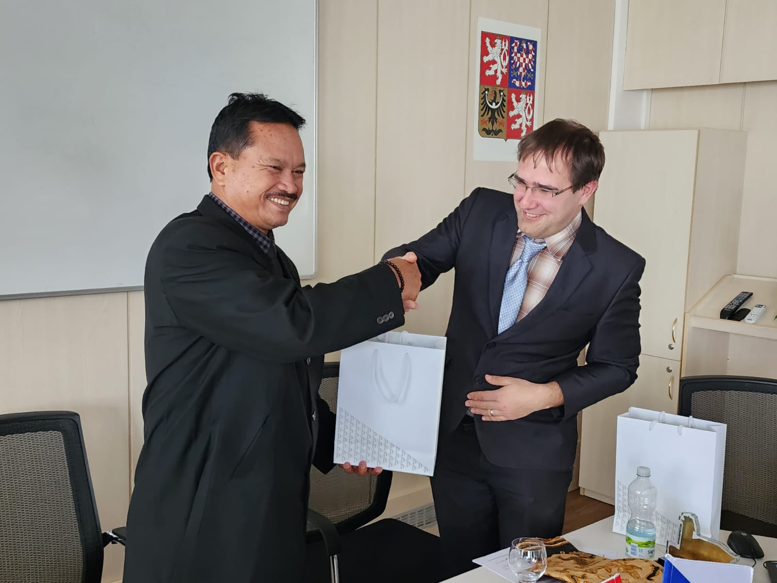 Foto 3 dari 5: Kunjungi University of West Bohemia, Wali Kota Maidi Jajaki Kerja Sama Bidang Pendidikan
