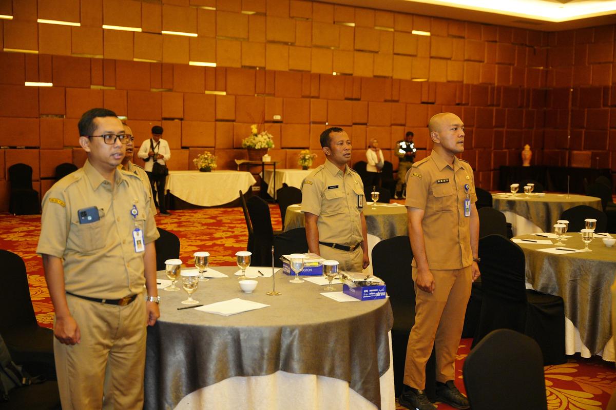 Foto 7 dari 8: Libatkan Perempuan dan Remaja dalam Pembangunan, Wali Kota Pimpin Musbang Para Mantan
