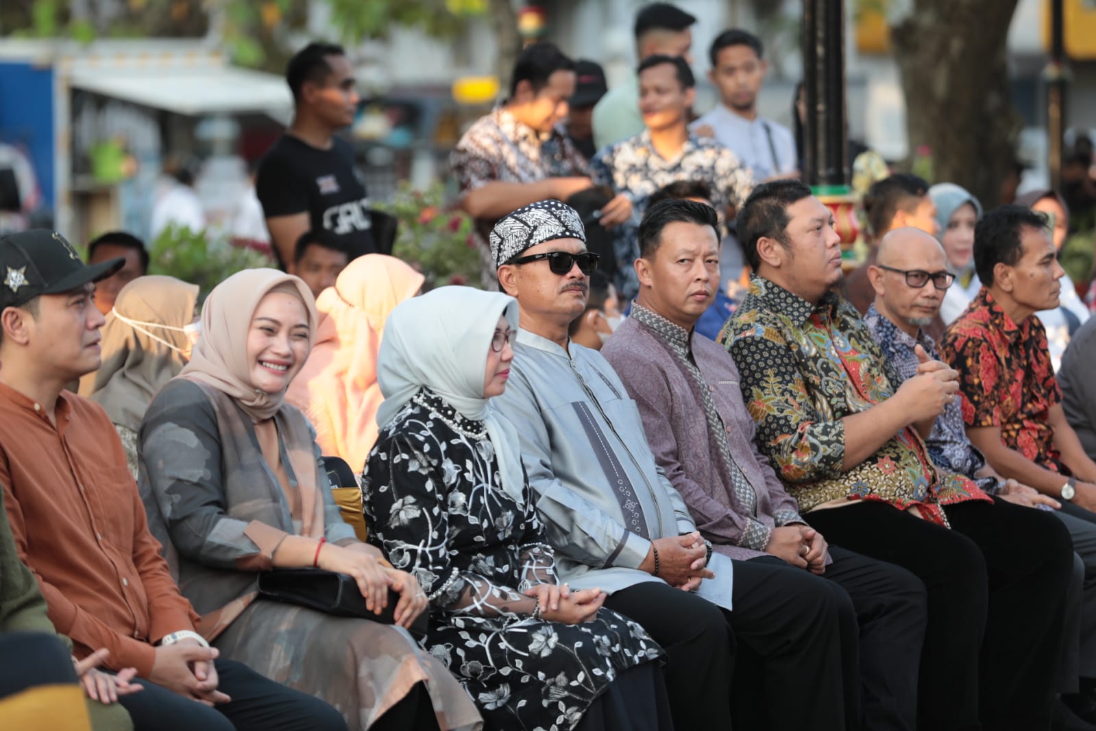Foto 6 dari 17: Buka Festival Ramadan Bluder Cokro, Wali Kota Harap UMKM Kota Go Internasional