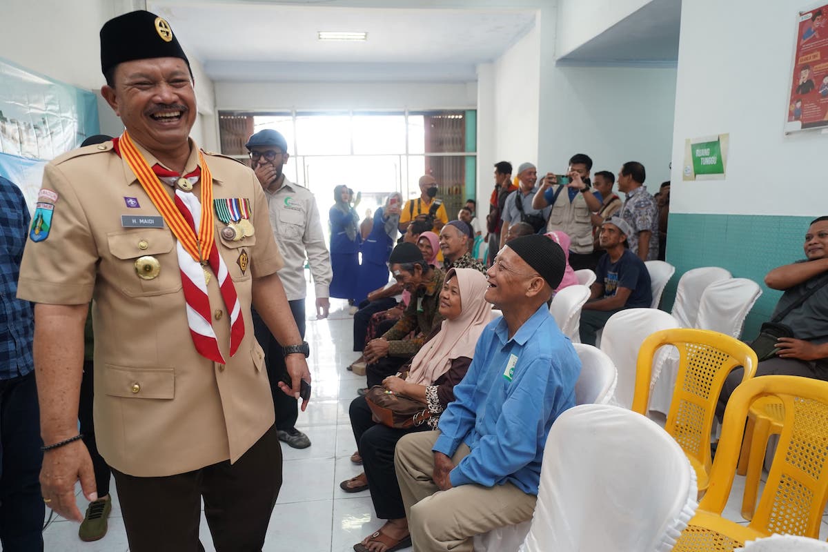 Foto 7 dari 9: Klinik 24 Bareng IDI Gelar Baksos Operasi Katarak Gratis, Wali Kota Beri Apresiasi