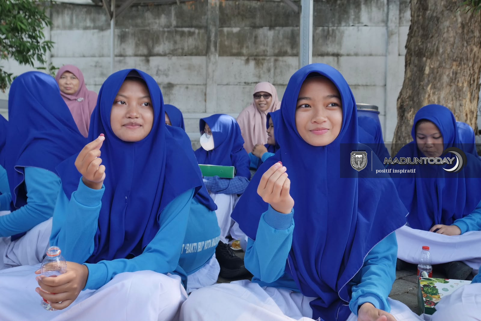 Foto 5 dari 7: Cegah Anemia, Puluhan Siswi di Kota Madiun Didorong Rutin Minum Tablet Tambah Darah