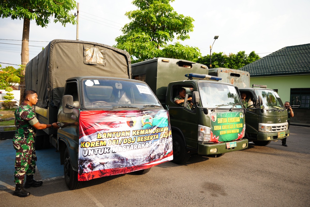 Foto 5 dari 5: Kutuk Serangan Israel ke Palestina, Korem 081/DSJ Madiun Kumpulkan Bantuan ke Gaza