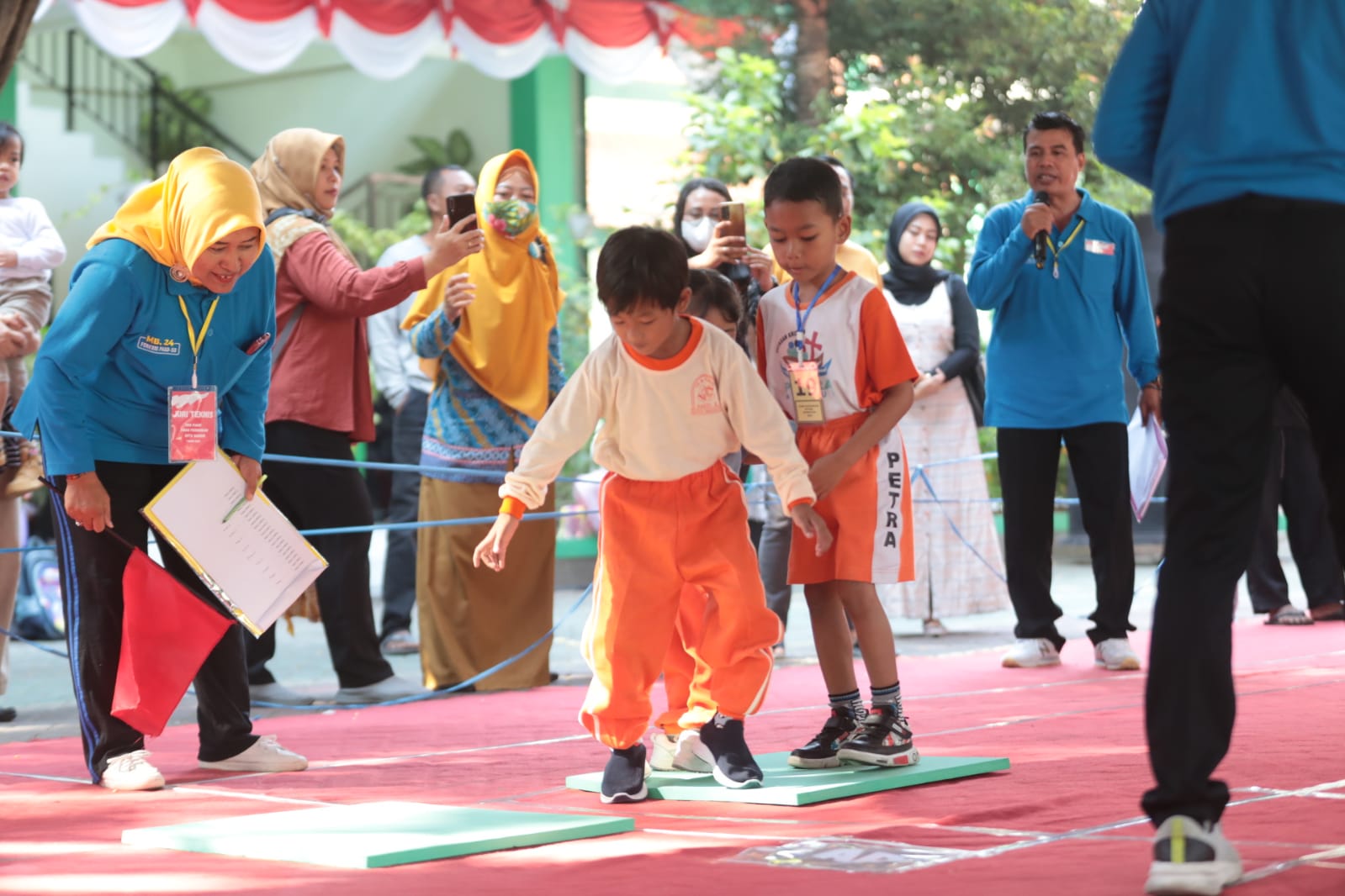 Foto 3 dari 10: Asah Keterampilan Motorik dan Tingkatkan Literasi Siswa PAUD, Dindik Kota Madiun Gelar Serangkaian Lomba