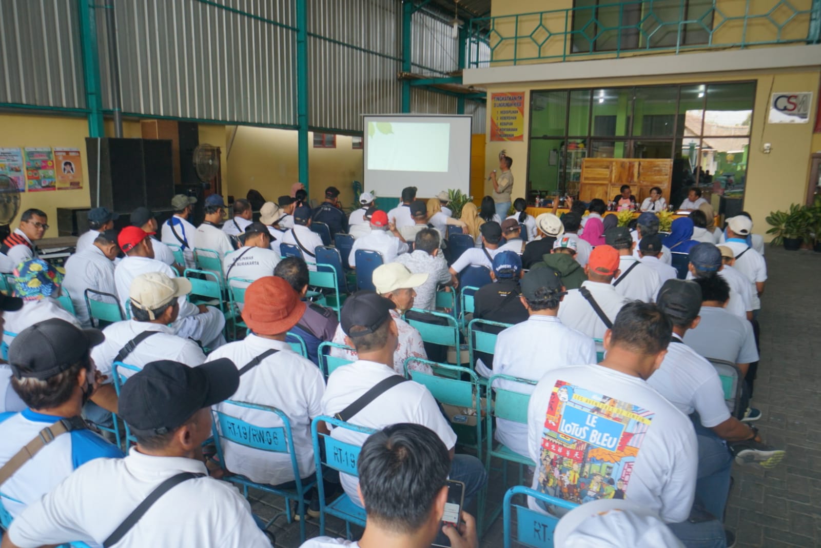 Foto 10 dari 11: Terima Kunjungan Studi Banding Dari Surakarta, Ketua TP PKK Paparkan Proklim Di Kota Pendekar