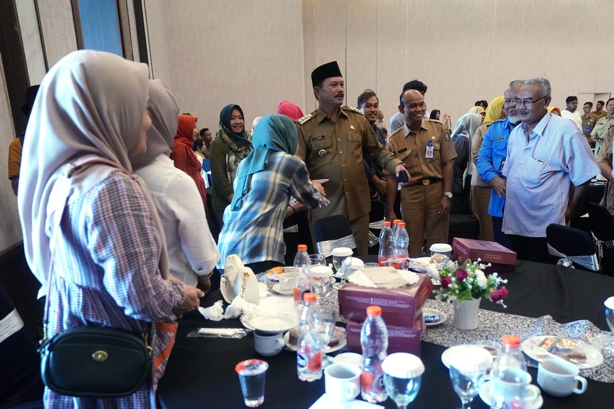 Foto 8 dari 9: Gelar Evaluasi Pekerjaan Konstruksi 2023, Wali Kota Apresiasi Kinerja Kontraktor