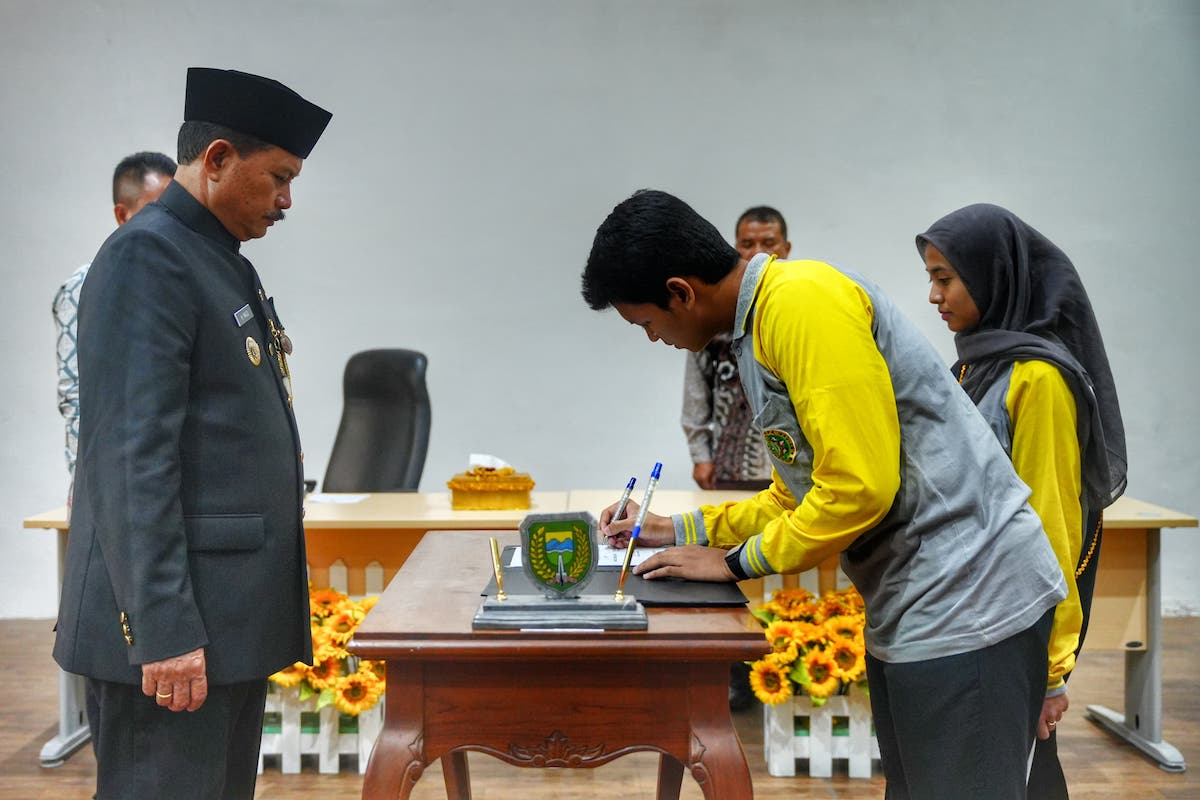 Foto 4 dari 8: Kukuhkan Forum Anak Kota Madiun, Wali Kota Pesan Tingkatkan Peran Terbaik untuk Kota Madiun