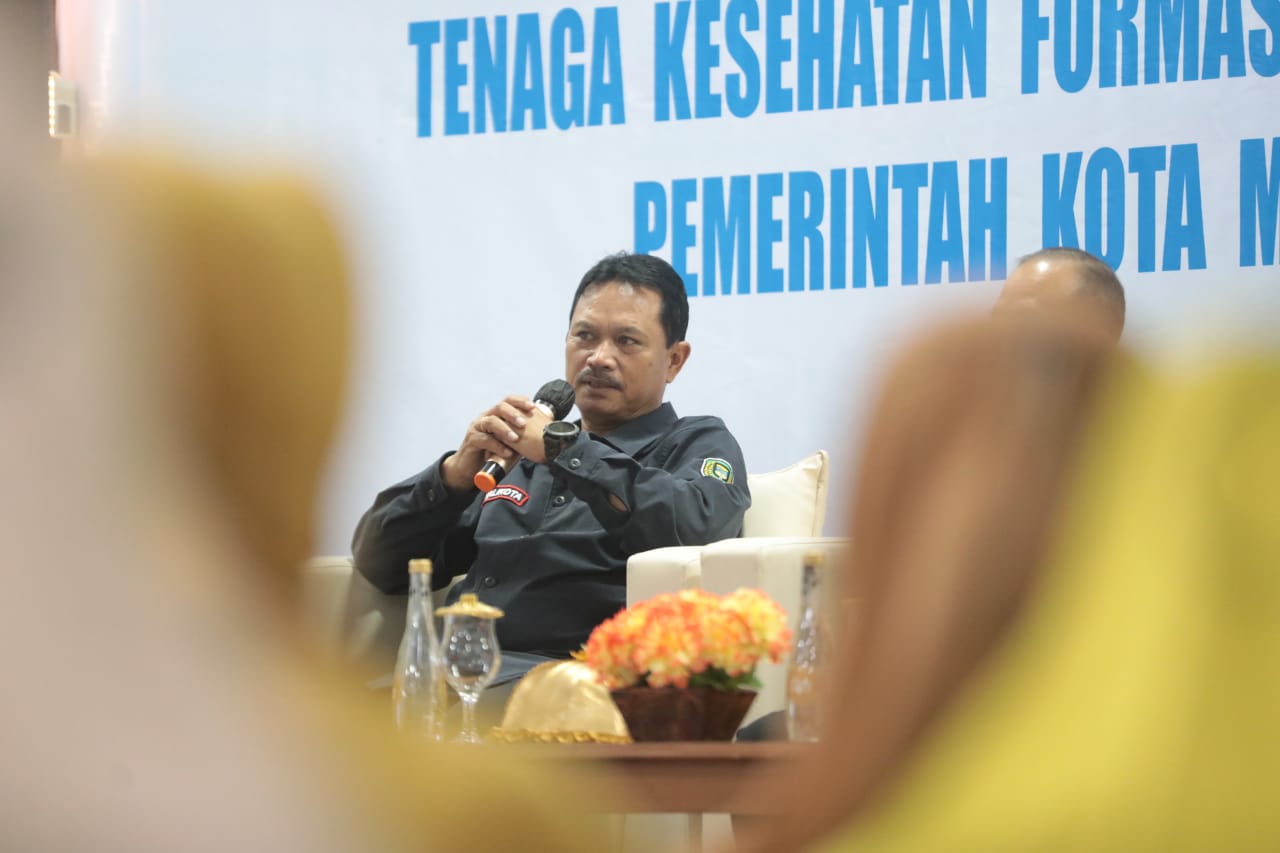 Foto 4 dari 5: Beri Pembinaan PPPK Nakes, Wali Kota Minta Serius dalam Bekerja