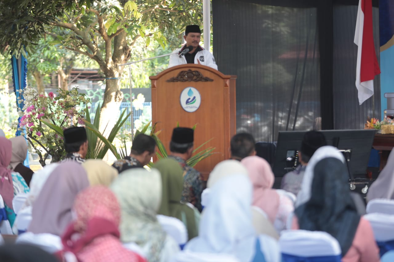 Foto 12 dari 12: Gelar Halal Bihalal Bersama Keluarga PDAM, Wali Kota Pesan Jaga Kerukunan Untuk Tingkatkan Kinerja