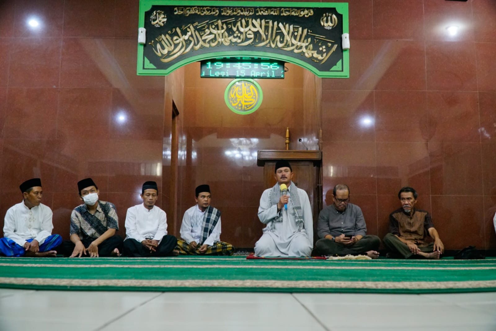Foto 1 dari 16: Terus Berlanjut, Safari Ramadan Wali Kota Maidi Jadi Ajang Serap Aspirasi Hingga Sosialisasi Persiapan Idul Fitri
