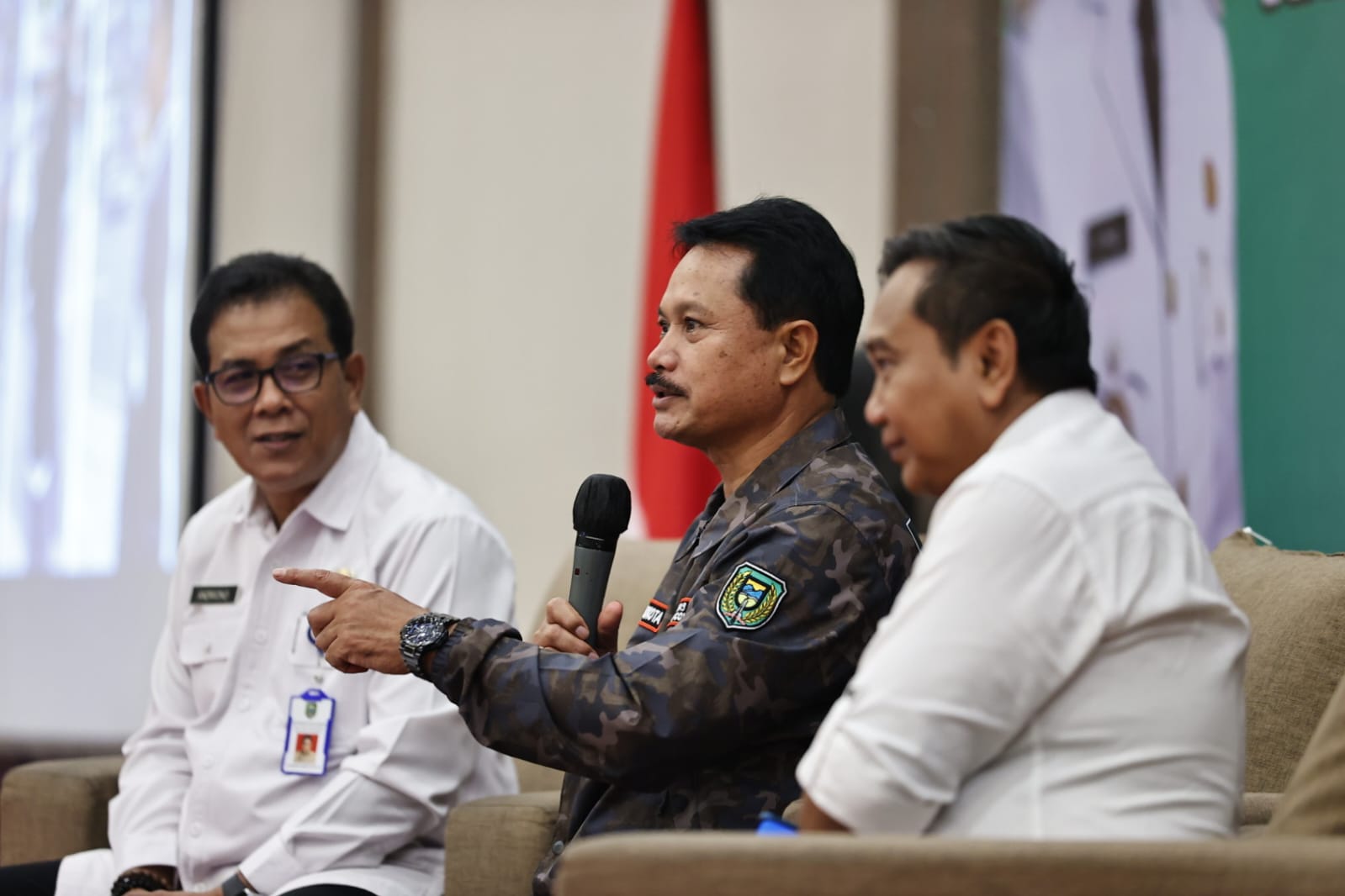 Foto 3 dari 10: Gelar Workshop Bagi Ibu Rumah Tangga, Wali Kota Ingin Ibu Rumah Tangga Juga Berdaya