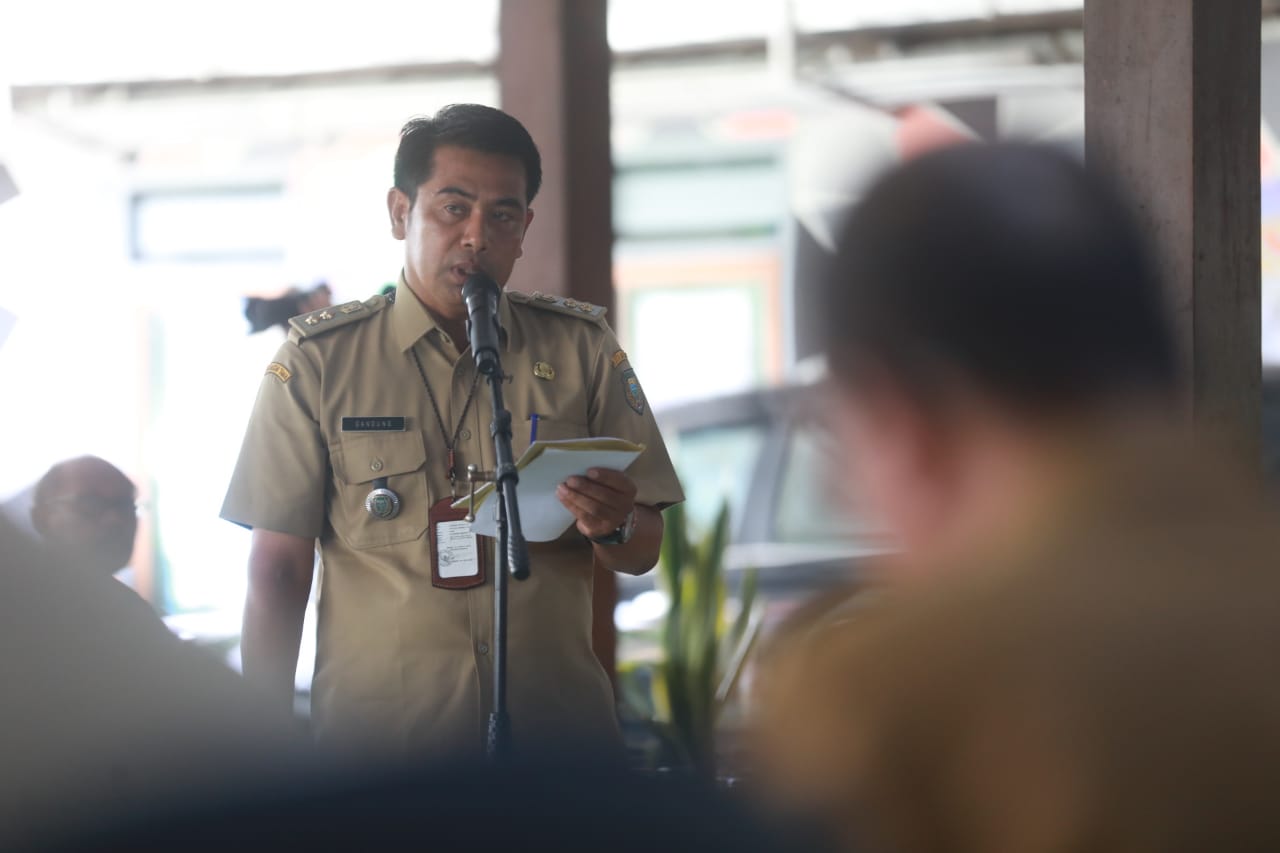 Foto 11 dari 15: Hadiri Musrenbang Taman Dan Manisrejo, Wali Kota Sampaikan Rencana Pembangunan Tahun Ini