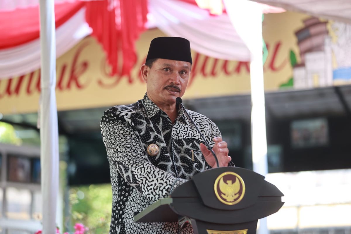 Foto 6 dari 11: Kunker di Kota Pendekar, Mendag Tinjau UMKM dan Beri Bantuan Pangan