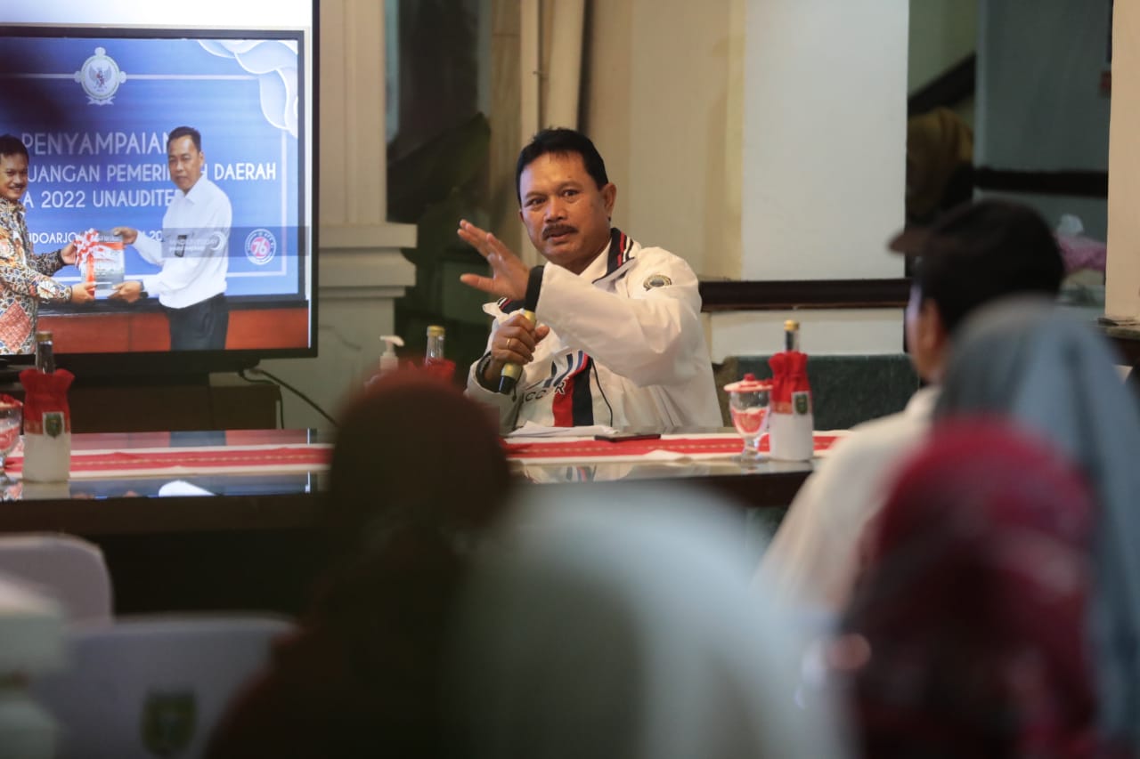 Foto 2 dari 10: Pengarahan Malam Lanjut Sepedahan, Wali Kota Ingin Kepala OPD Tetap Bugar di Kala Ramadan