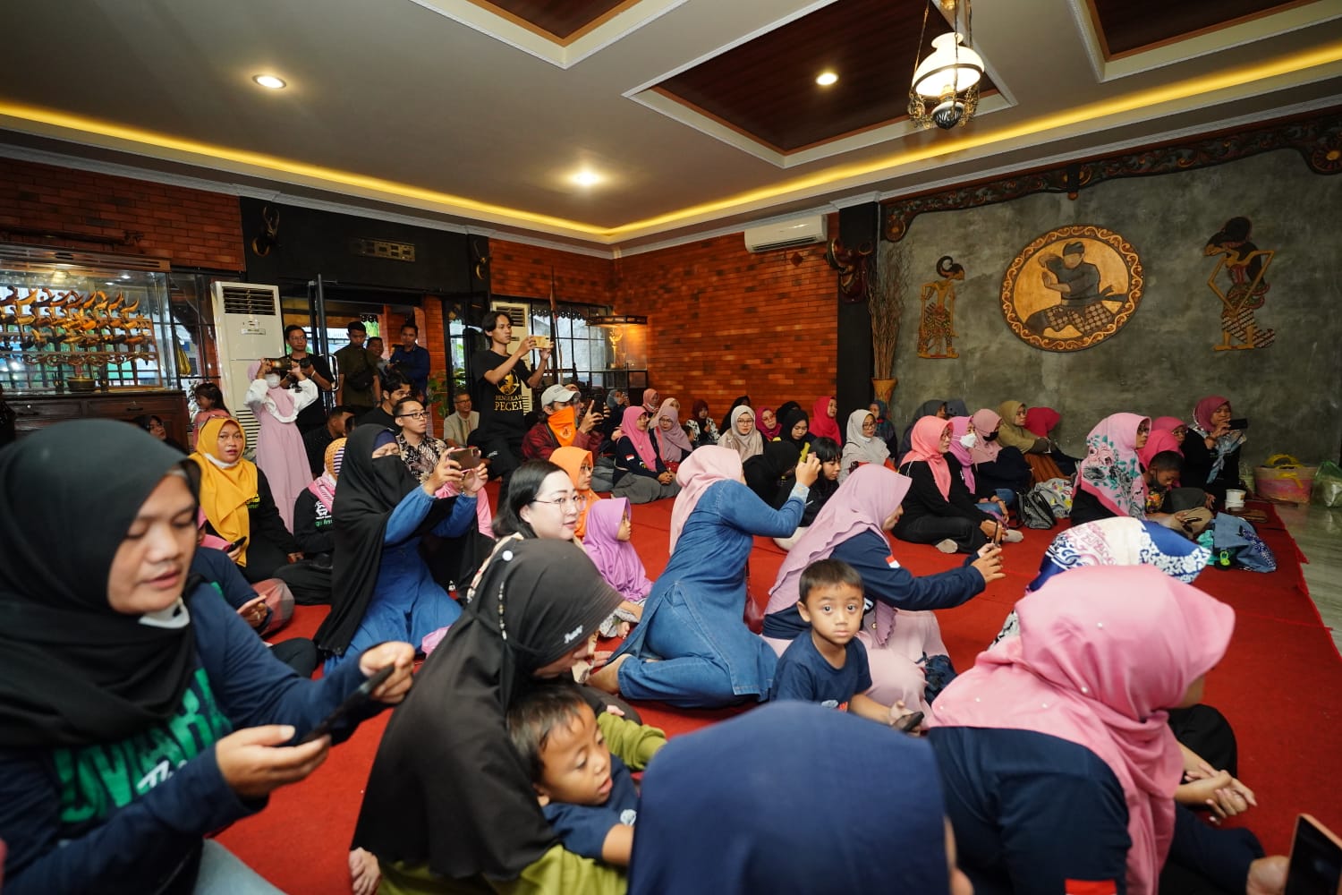Foto 5 dari 10: Silaturahim Bersama Umara, Wali Kota Dorong Kemajuan Pelaku UMKM Kota
