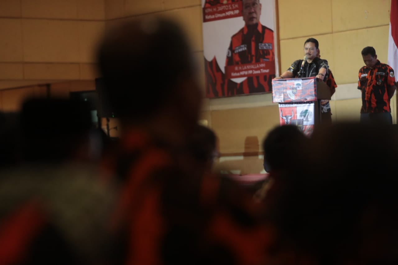 Foto 9 dari 14: Hadiri Pelantikan MPC PP Kota Madiun, Walikota Berikan Apresiasi