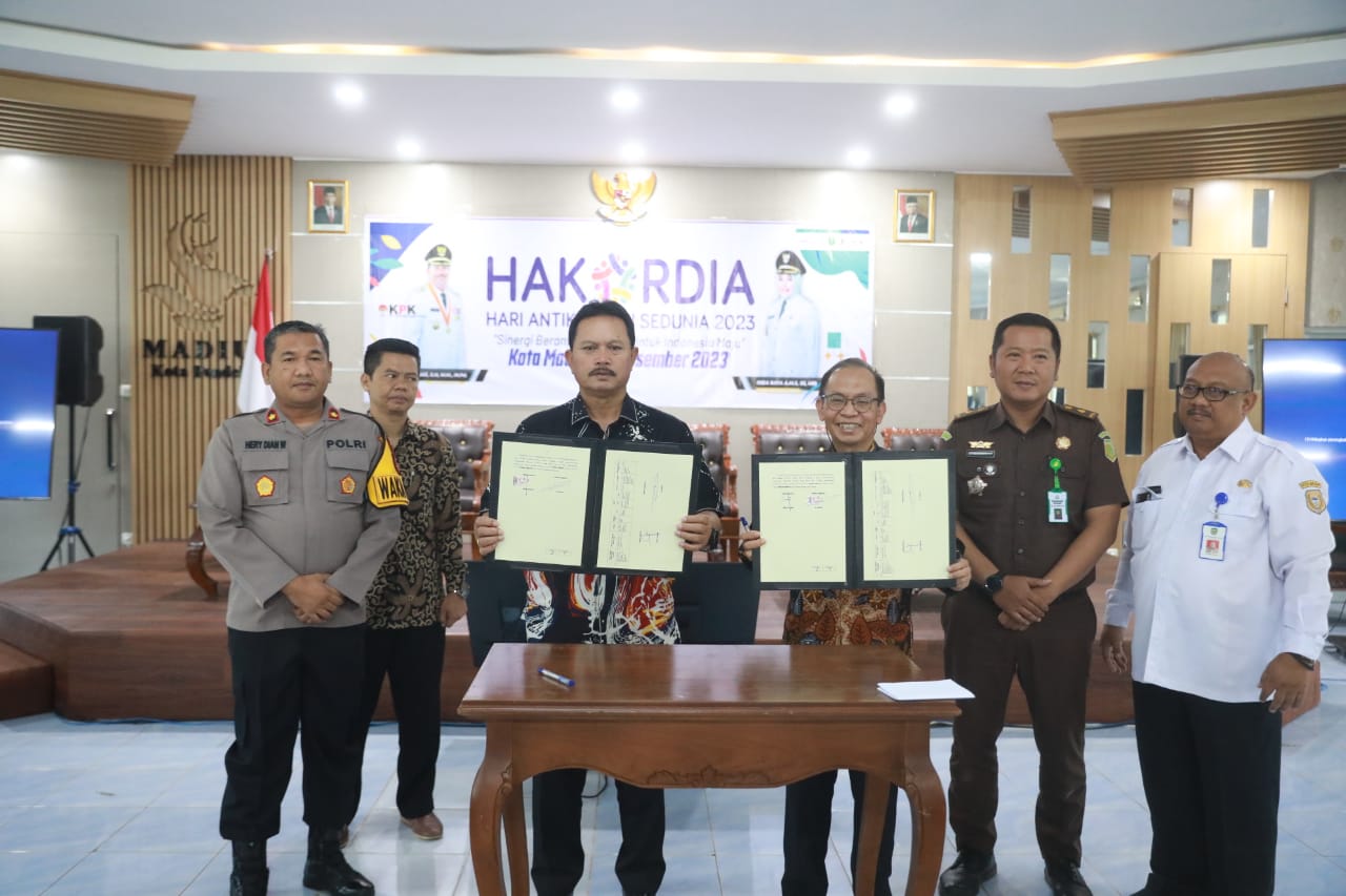 Foto 8 dari 12: Hadiri Seminar Hakordia, Wali Kota : Sinergi Berantas Korupsi Bantu Tingkatkan Pembangunan Kota