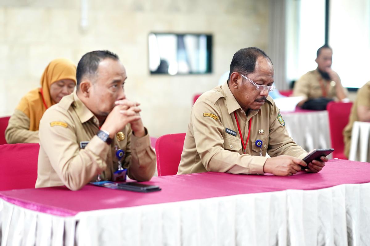 Foto 8 dari 11: Enam Bulan Menjabat Di Kota Madiun, Pj Wali Kota Paparkan Pertanggungjawaban Triwulan II Ke Kemendagri