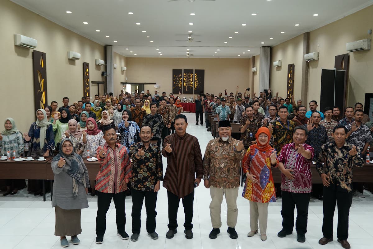 Foto utama berita: Beri Pembinaan ke Pegawai Perumda Tirta Taman Sari, Wali Kota Harap Adanya Peningkatan Kualitas