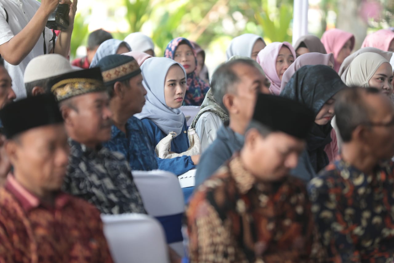 Foto 8 dari 12: Gelar Halal Bihalal Bersama Keluarga PDAM, Wali Kota Pesan Jaga Kerukunan Untuk Tingkatkan Kinerja