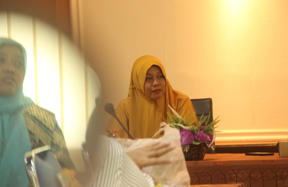 Foto 11 dari 11: Dorong UMKM Naik Kelas, Pemerintah Kota Madiun-PT. INKA (Persero) Gelar Bimtek Bagi Pengelola Lapak UMKM Kelurahan