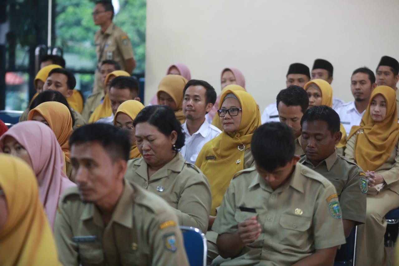 Foto 7 dari 12: Lantik Pengurus Baru KKG Dan MGMP, Wali Kota Pesan Optimalkan Pendidikan Di Kota Pendekar