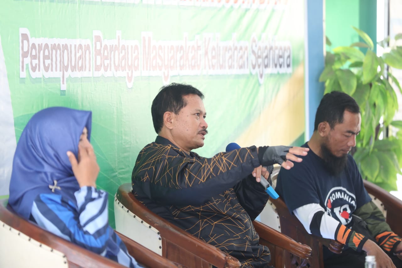 Foto 11 dari 11: Gowes 3 Kelurahan, Wali Kota Ajak Perempuan Berdaya Agar Lebih Sejahtera