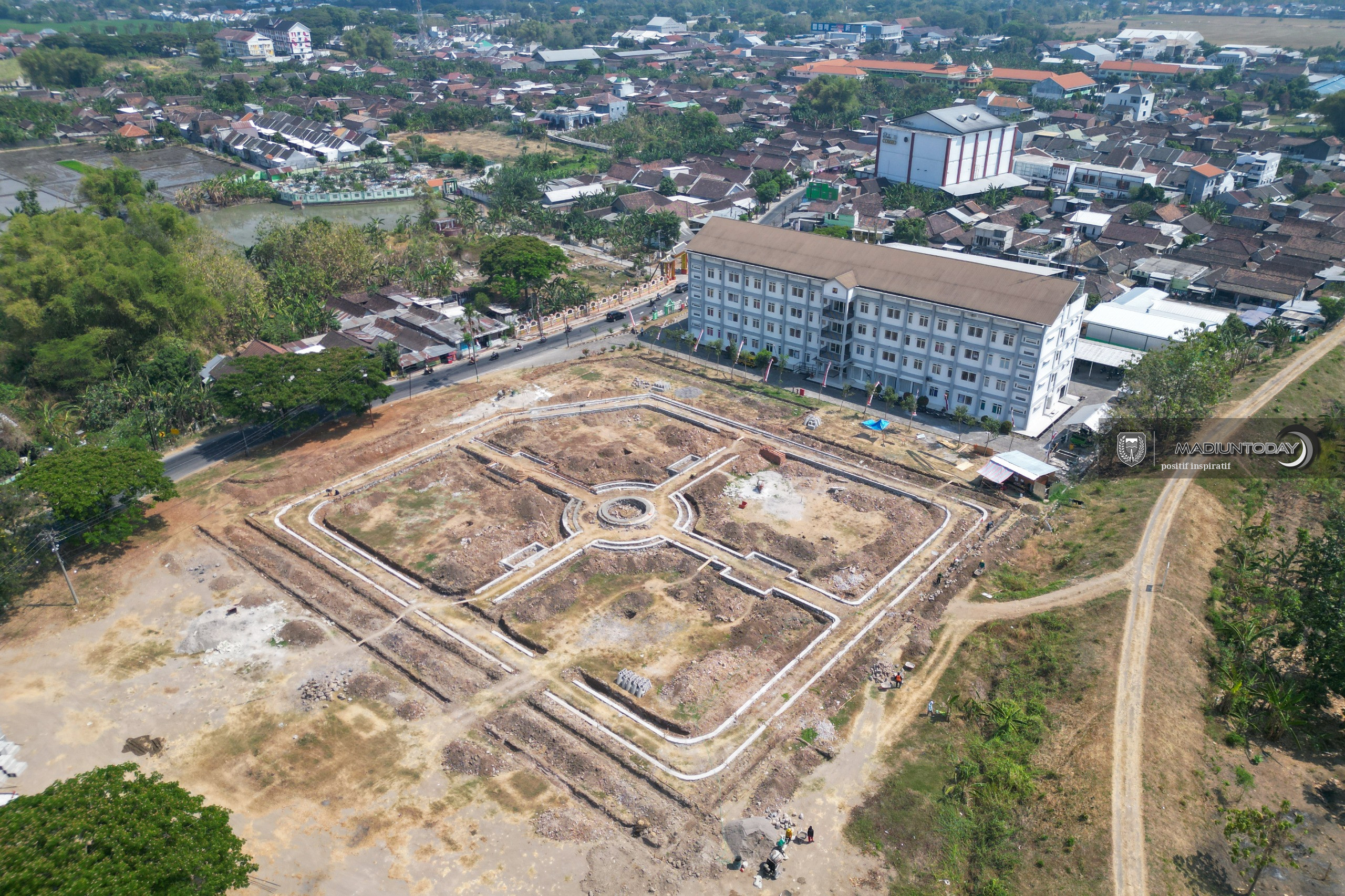 Foto utama berita: Rusunawa Hayam Wuruk Madiun Bakal Dilengkapi RTH 5.000 Meter Persegi, Ada Jogging Track hingga Area UMKM