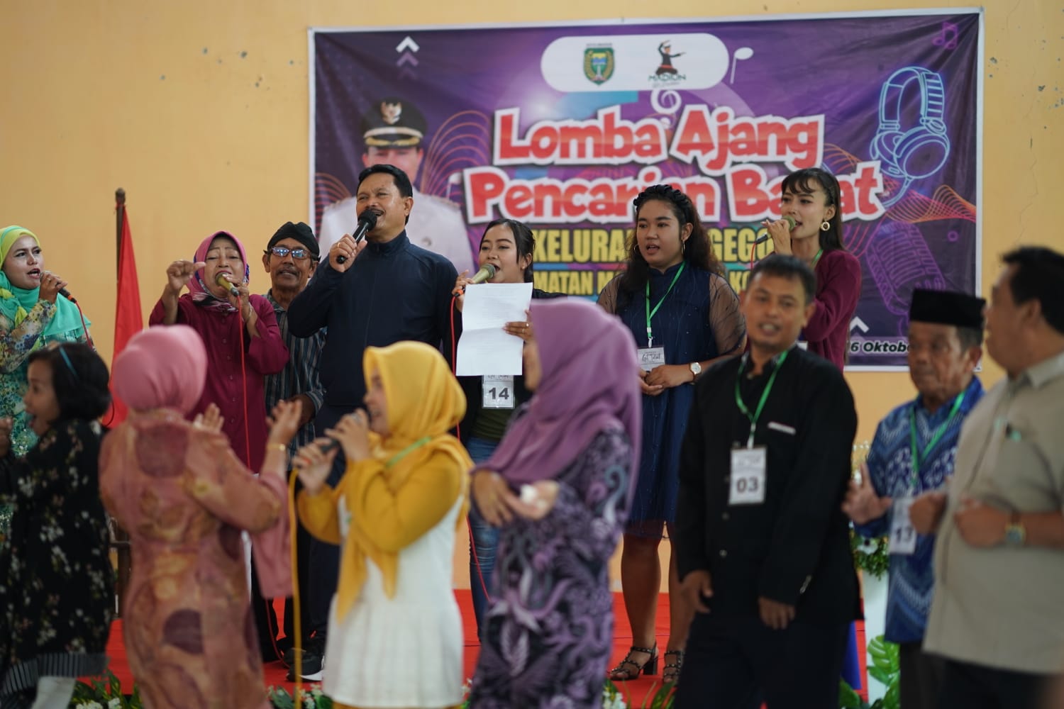 Foto 4 dari 10: Kelurahan Sogaten dan Ngegong Siap Sumbang Bibit Unggul Penyanyi untuk Kota Pendekar