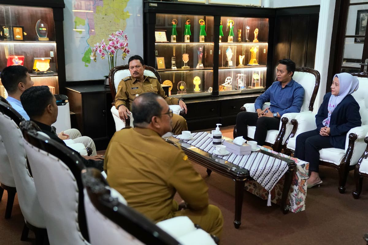 Foto 3 dari 6: Terima Audiensi Pimpinan Sun City Madiun, Wali Kota Harap Sinergi Tetap Terjaga