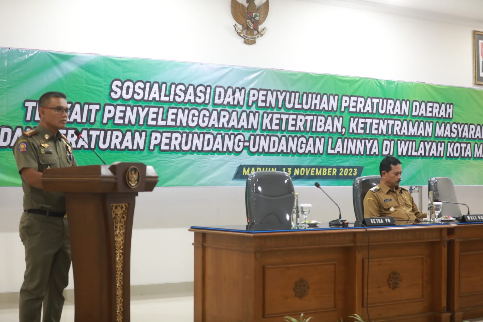 Foto 11 dari 11: Jadi Narasumber Sosialisasi Perda, Wali Kota: Masyarakat Harus Ada Rambu-Rambu Ketertiban
