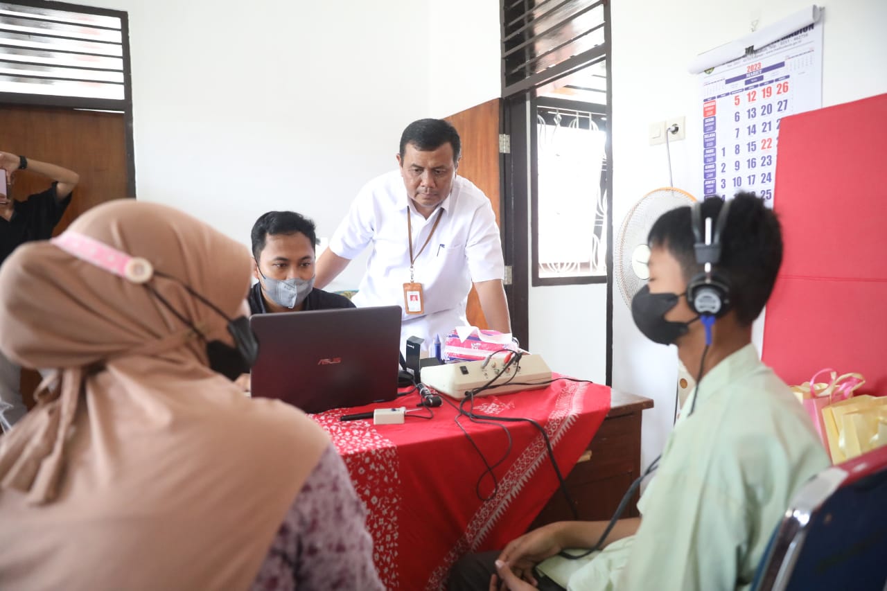 Foto 2 dari 9: Lolos Seleksi, Ratusan Warga Kota Madiun Terima Bantuan Dari Kemensos