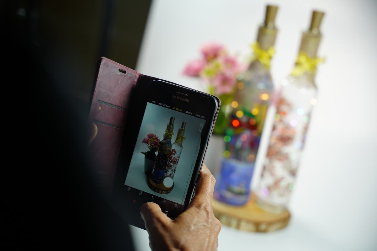 Foto 1 dari 9: Tingkatkan Nilai Jual, Puluhan Pelaku Usaha Ikuti Pelatihan Foto Produk Di Balai Kota