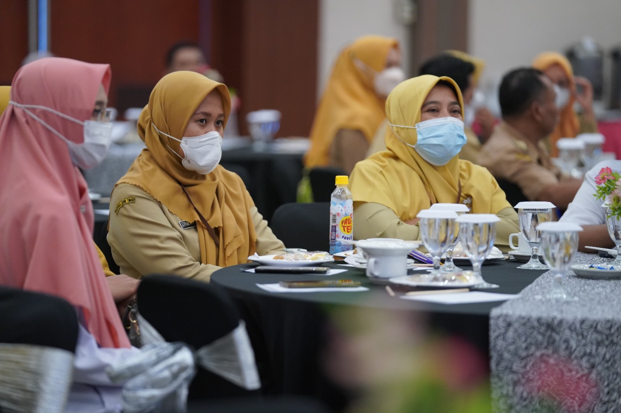 Foto 9 dari 10: Tingkatkan Kesejahteraan Masyarakat, Wali Kota Resmikan LK3 Harmonis Dan Puskesos