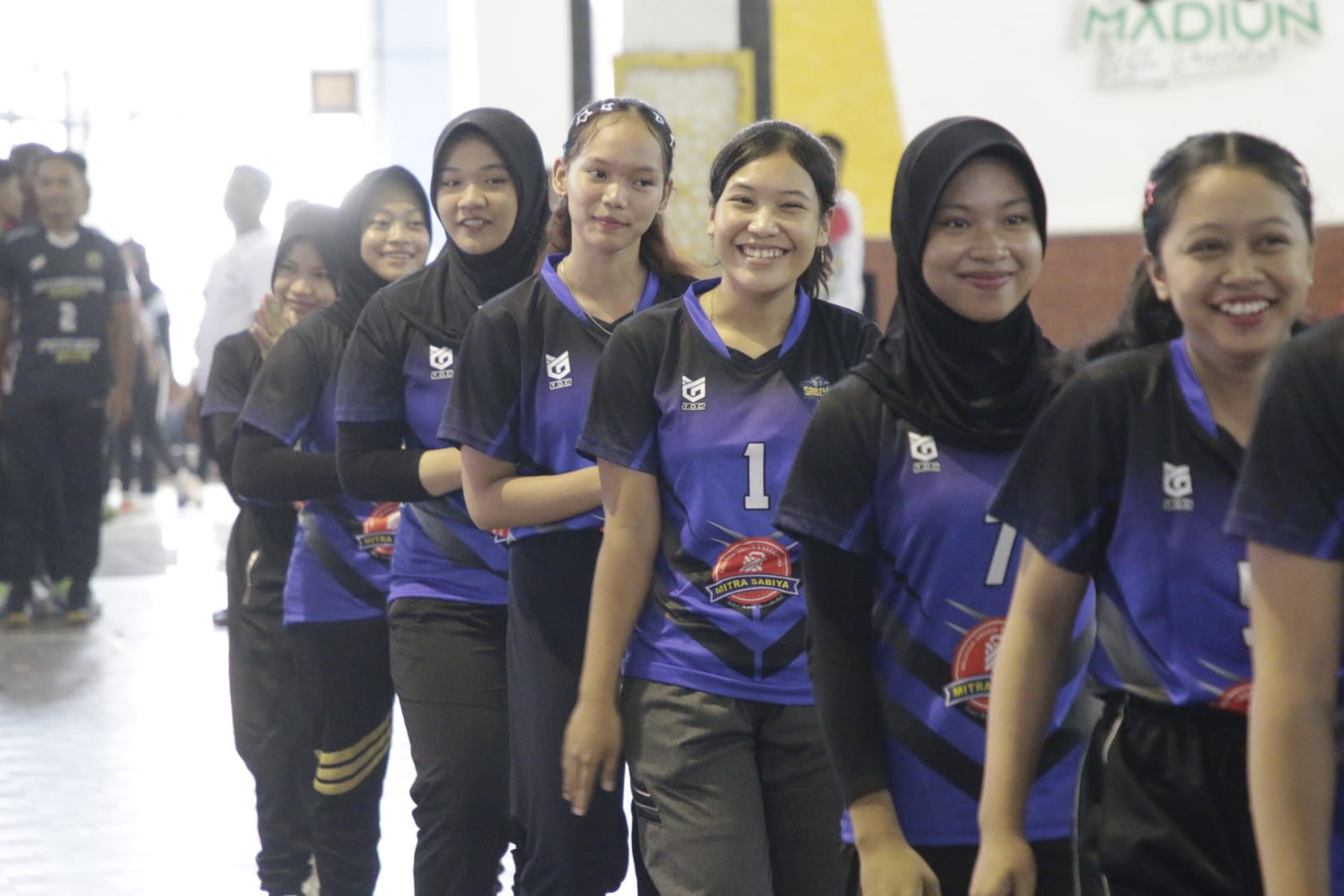 Foto 15 dari 15: Jaring Atlet Berprestasi, Pemkot Gelar Kejurkot  Bola Voli Antar Club U-18