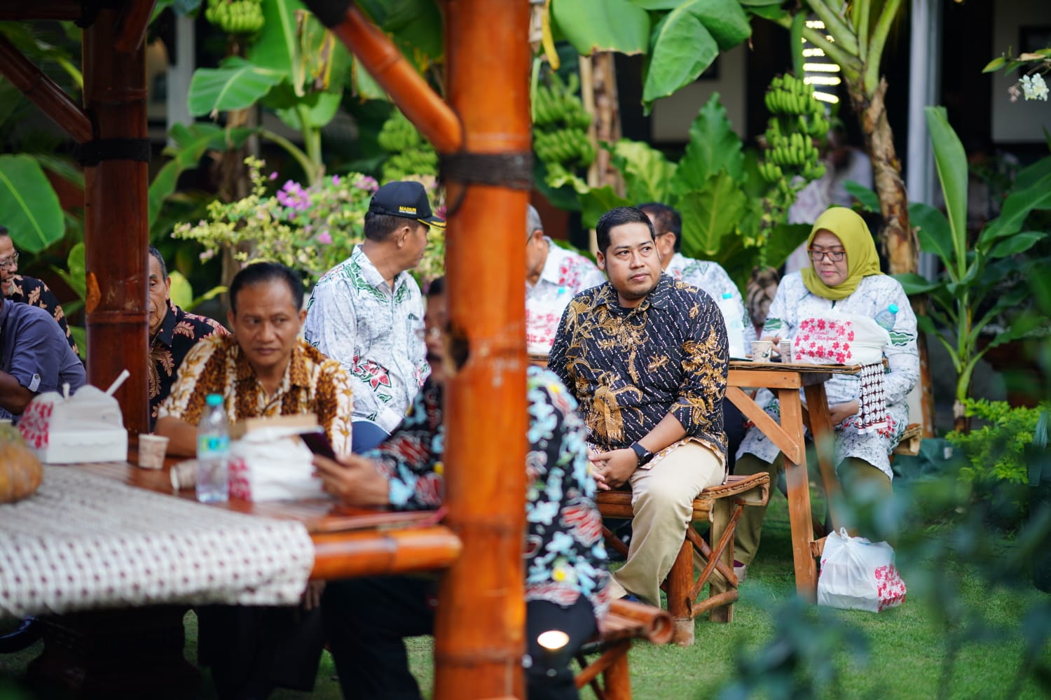 Foto 5 dari 6: Gelar Kopi Senja, Wali Kota Koordinasikan Hari Jadi Bersama Forkopimda