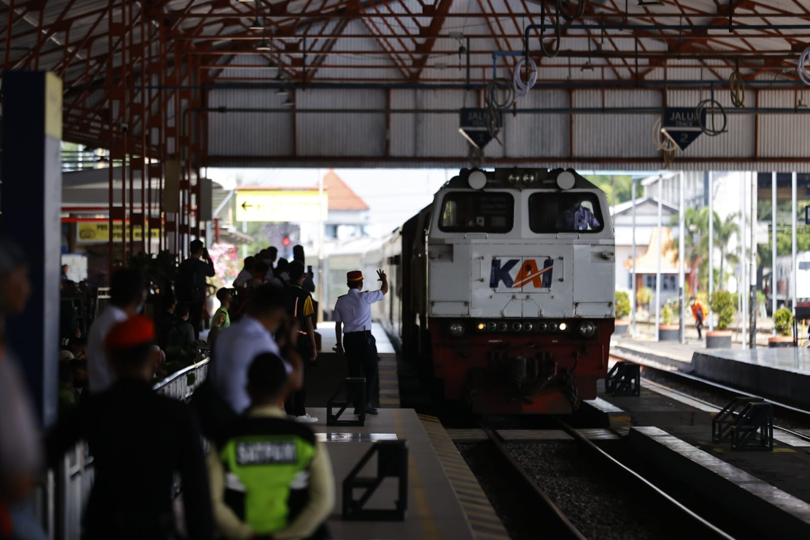 Foto 4 dari 9: Mudik Menggunakan Kereta Api