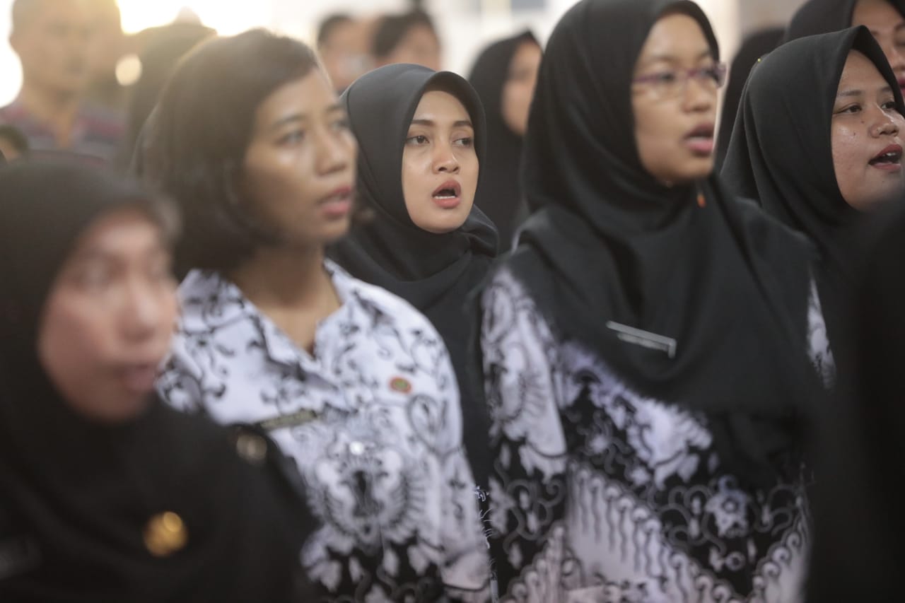 Foto 11 dari 11: Jadi Narasumber Penguatan Anggota Baru PGRI, Wali Kota Imbau Jaga Sinergi Untuk Tingkatkan Pendidikan Di Kota Madiun