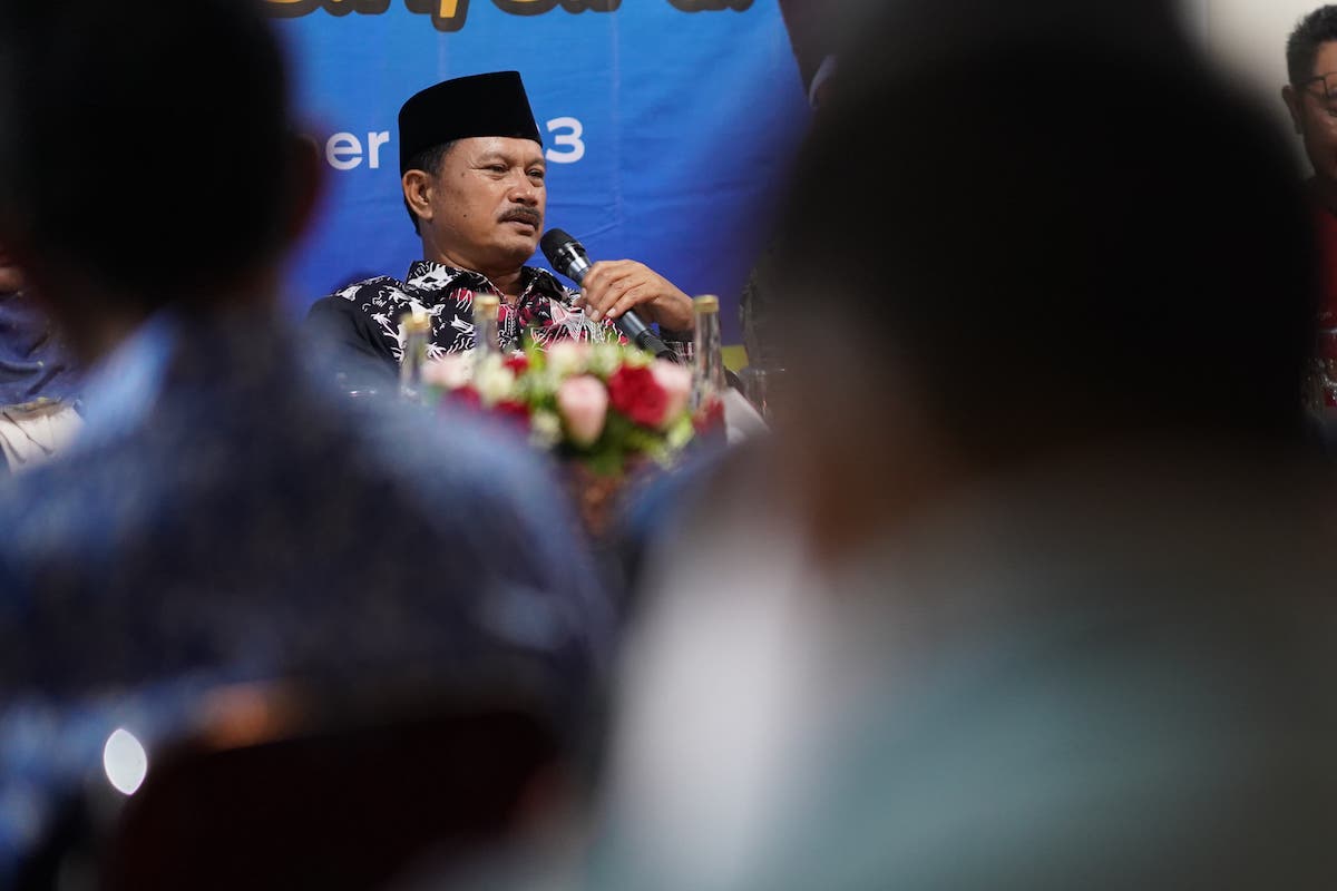 Foto 1 dari 9: Hadiri Reses Bersama DPRD, Wali Kota Ajak Masyarakat Sampaikan Usulan Pembangunan