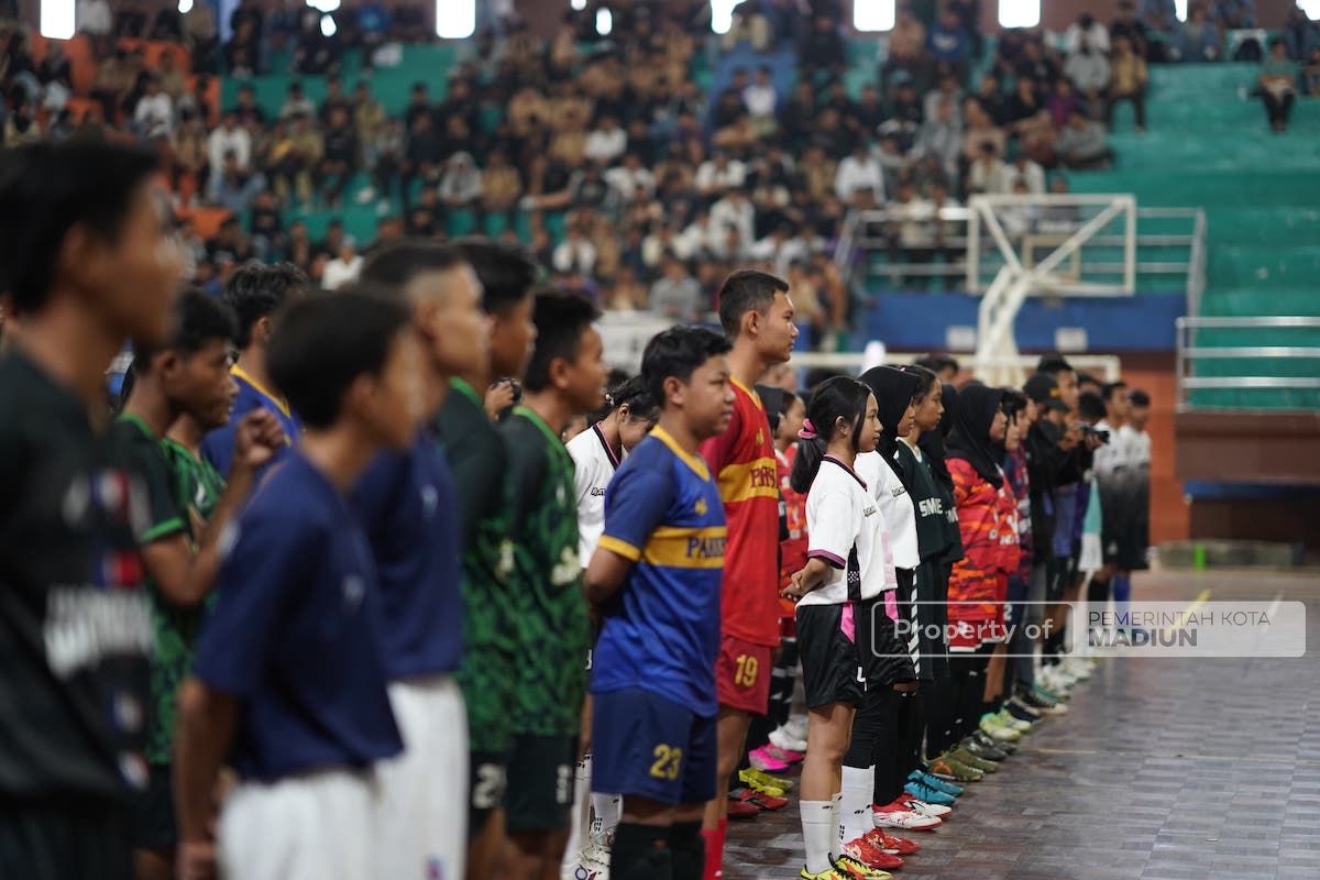 Foto 9 dari 9: Buka Event Futsal Wali Kota Cup, Wali Kota Pesan Jaga Sportivitas