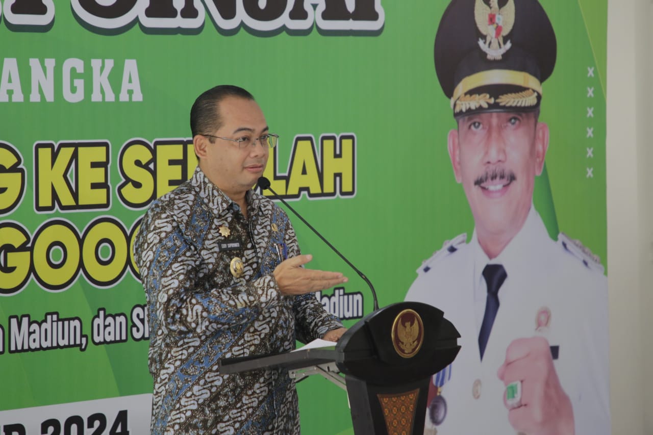 Foto 1 dari 12: Pj Wali Kota Terima Kunjungan Pemkab Sinjai, Gelar Studi Banding Pemanfaatan Chromebook