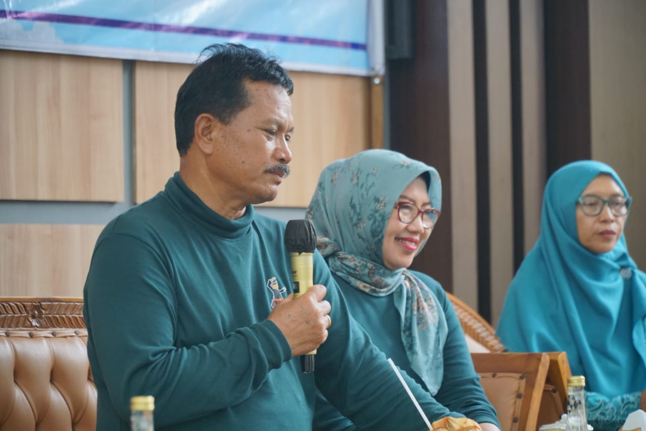 Foto 4 dari 9: Bertemu TP PKK Kelurahan Kejuron, Wali Kota Pesan Perkuat Sinergi